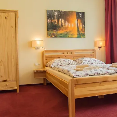U Koupaliště 3*